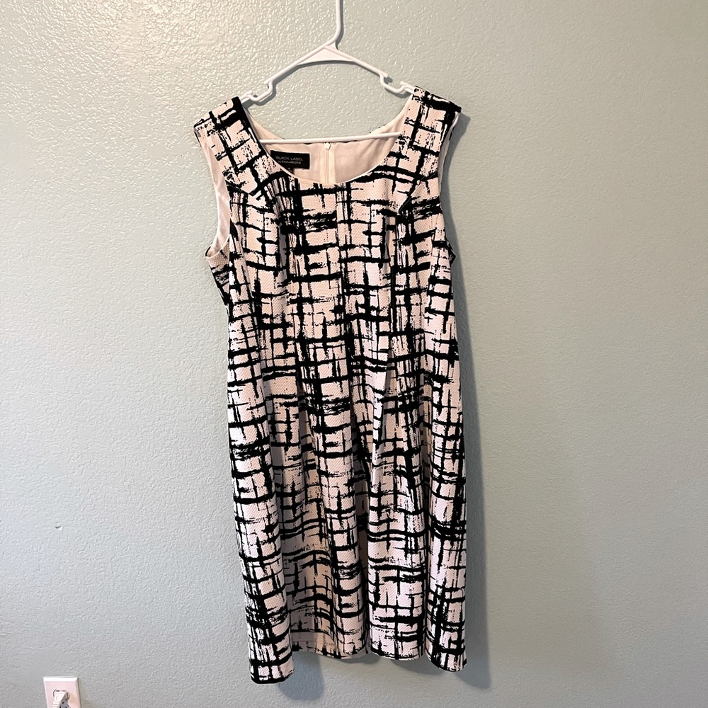 Black Label by Evan-Picone Women’s dress